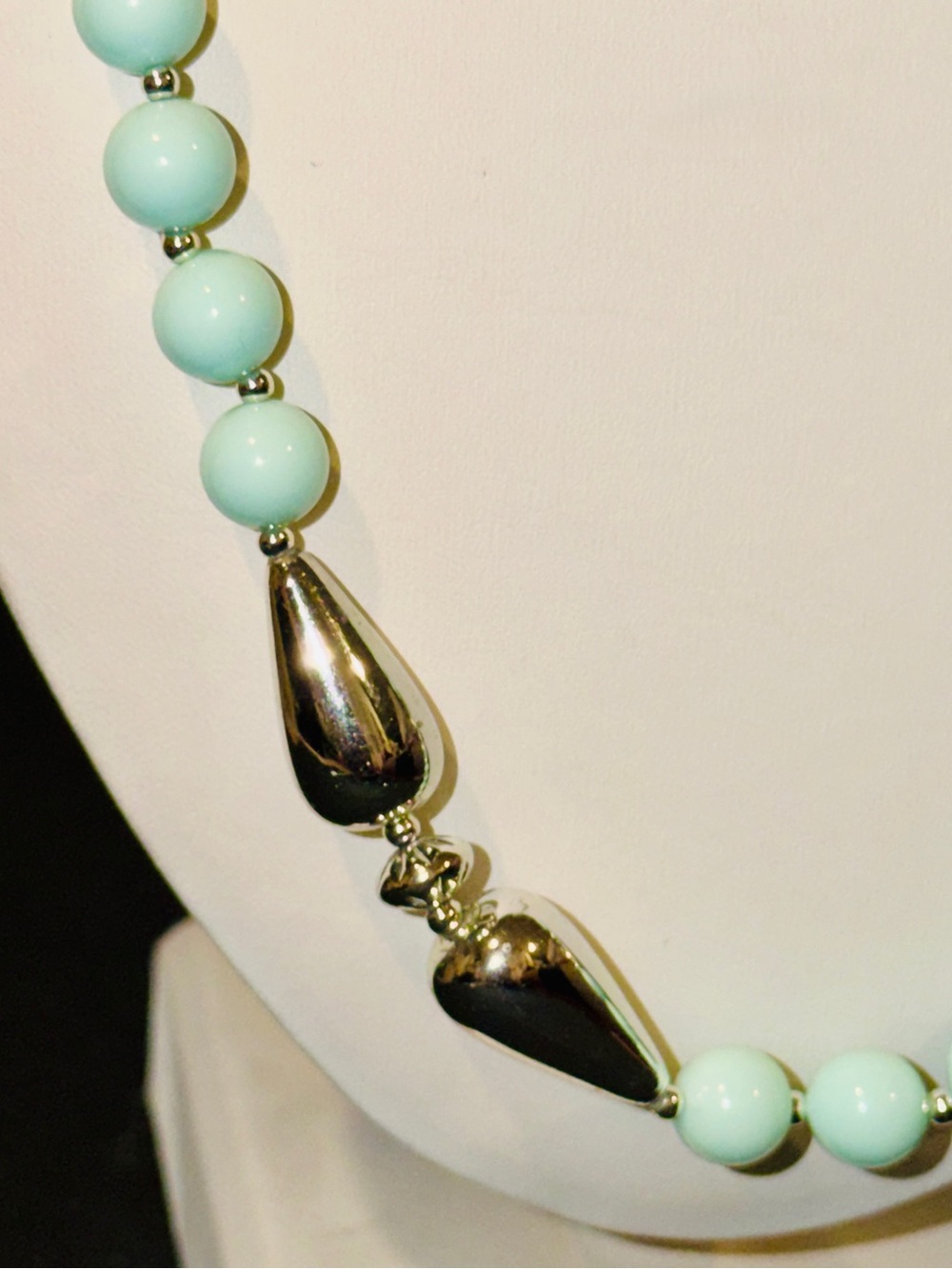 Vintage Aqua Beaded Necklace Silver Tone Teardrops 28” Statement Jewelry - Picture 3 of 5